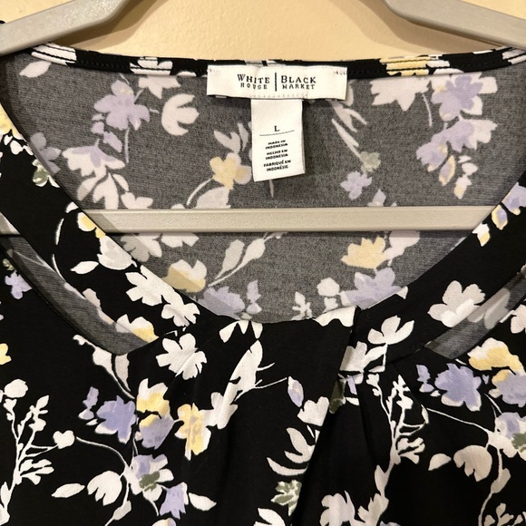 White House Black Market Top Shirt Navy Floral Large - Picture 3 of 7